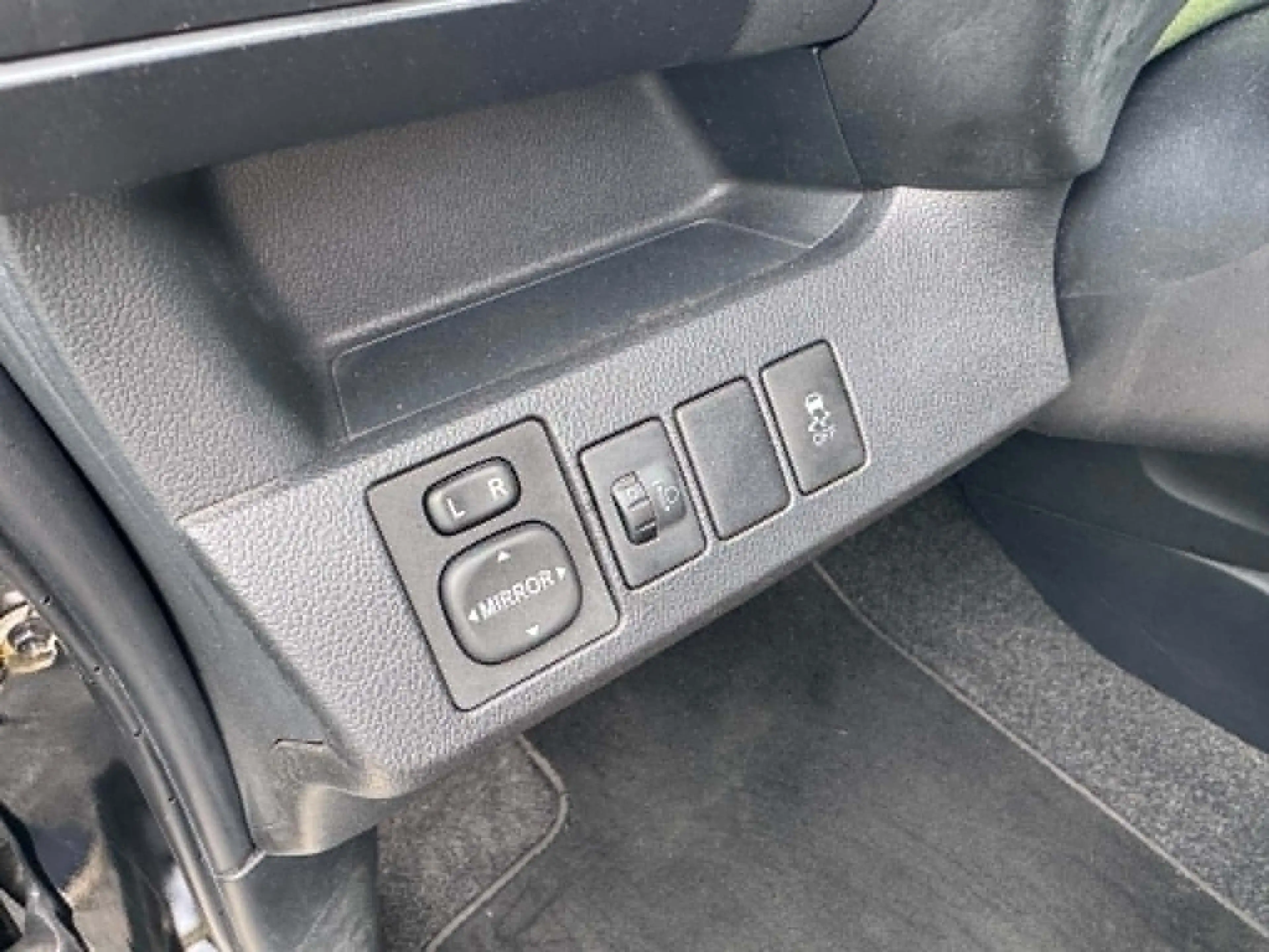 Toyota Verso-S 1,33 Cool Klima AHK — photo 11