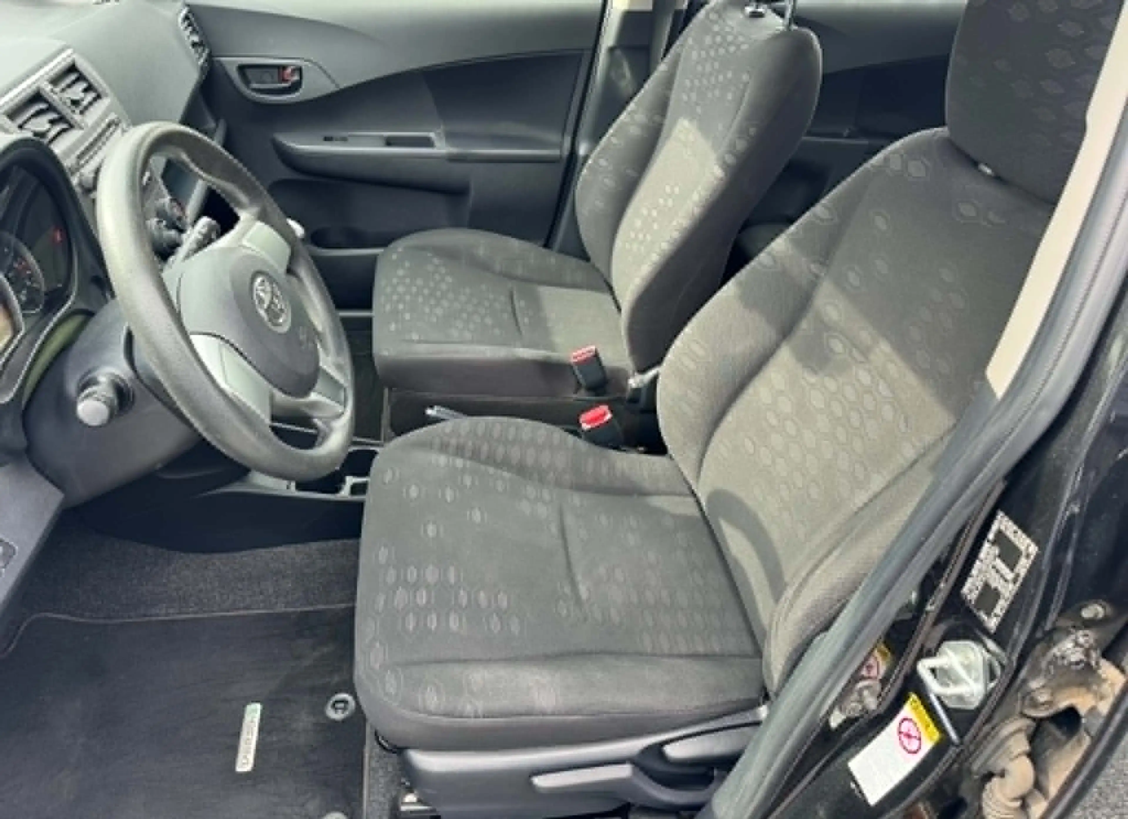 Toyota Verso-S 1,33 Cool Klima AHK — photo 14