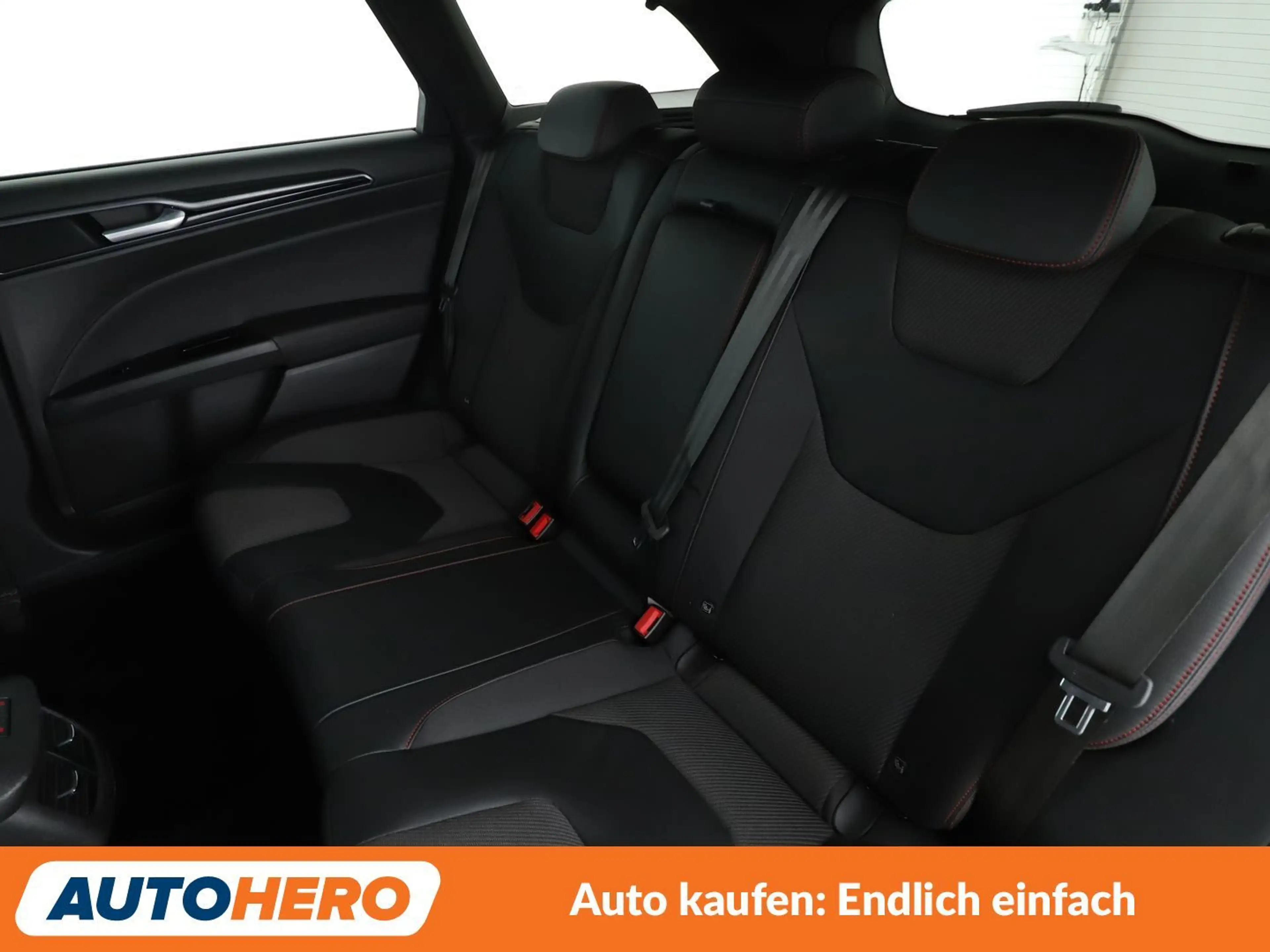 Ford Mondeo 2.0 TDCi ST-Line*NAVI*LED*SPUR*PDC*SHZ*KLIMA* — photo 14