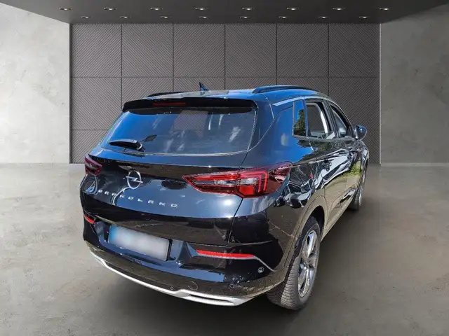 Opel Grandland X view 4