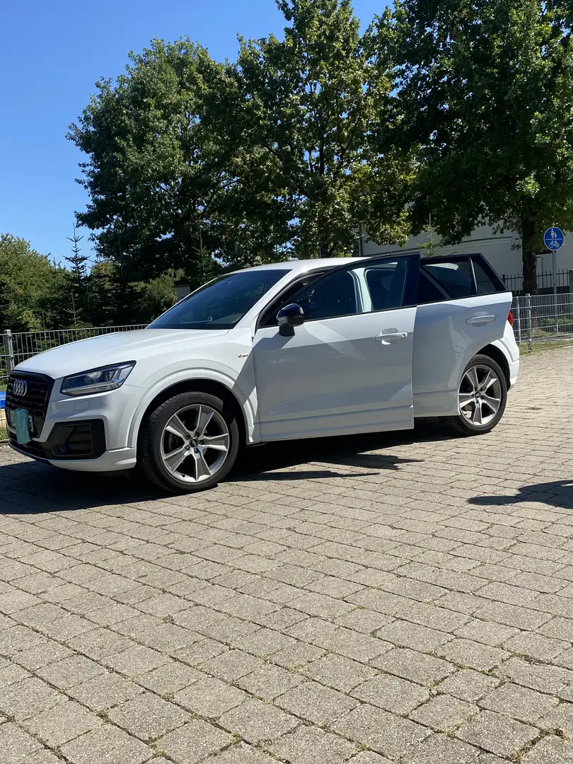 Audi Q2 35 TFSI S tronic sport - 1