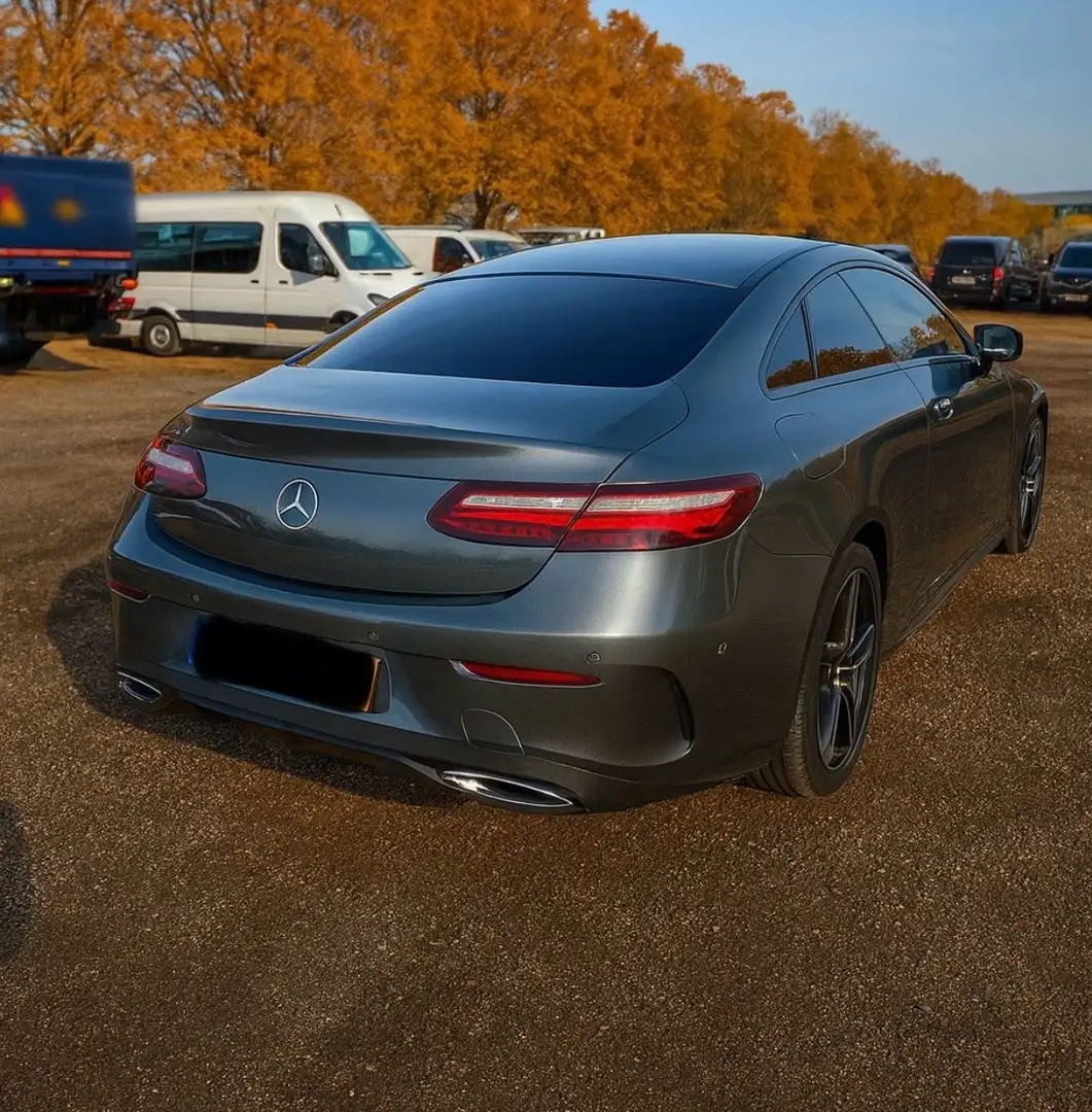 Mercedes-Benz E 220 d Coupe*AMG*Burmester*360*NightPaket Gris - 2