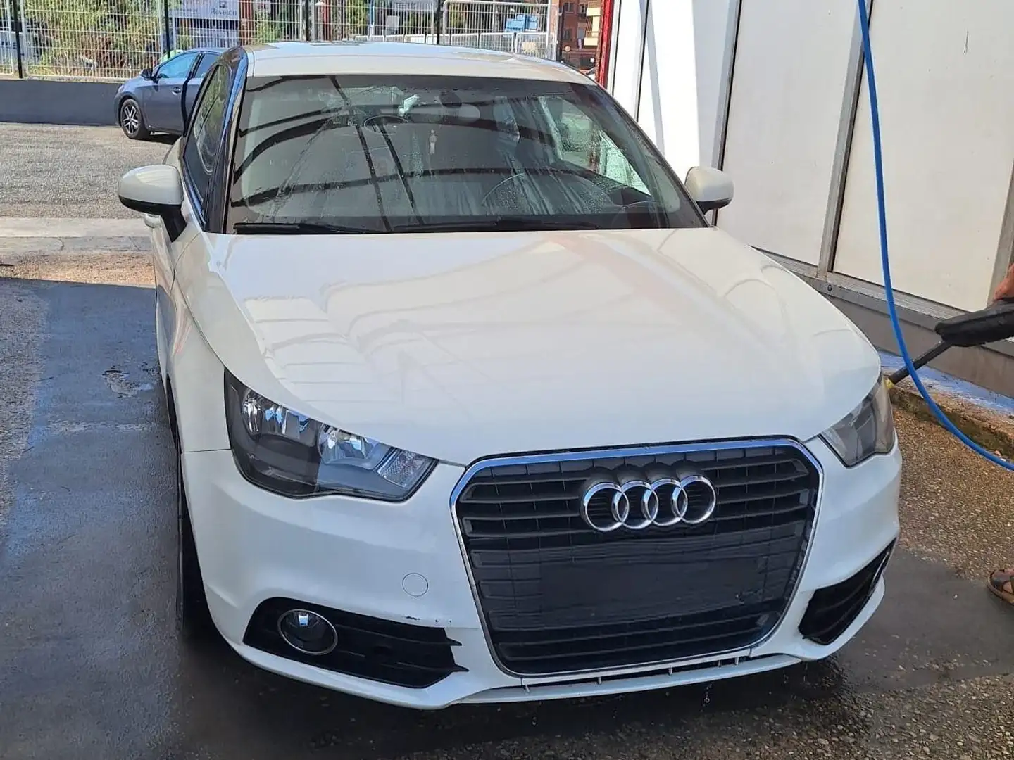 Audi A1 A1 1.6TDI Attracted 90 Attracted Blanco - 1