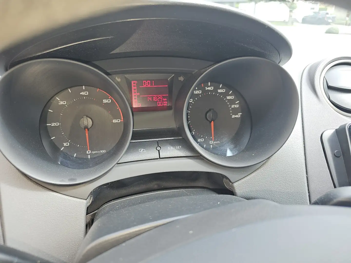 SEAT Ibiza 1.4 TDI PD Ecomotive - 1