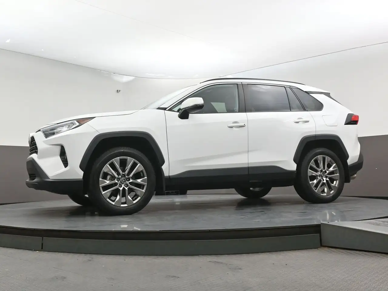 Toyota RAV 4 photo Toyota RAV 4