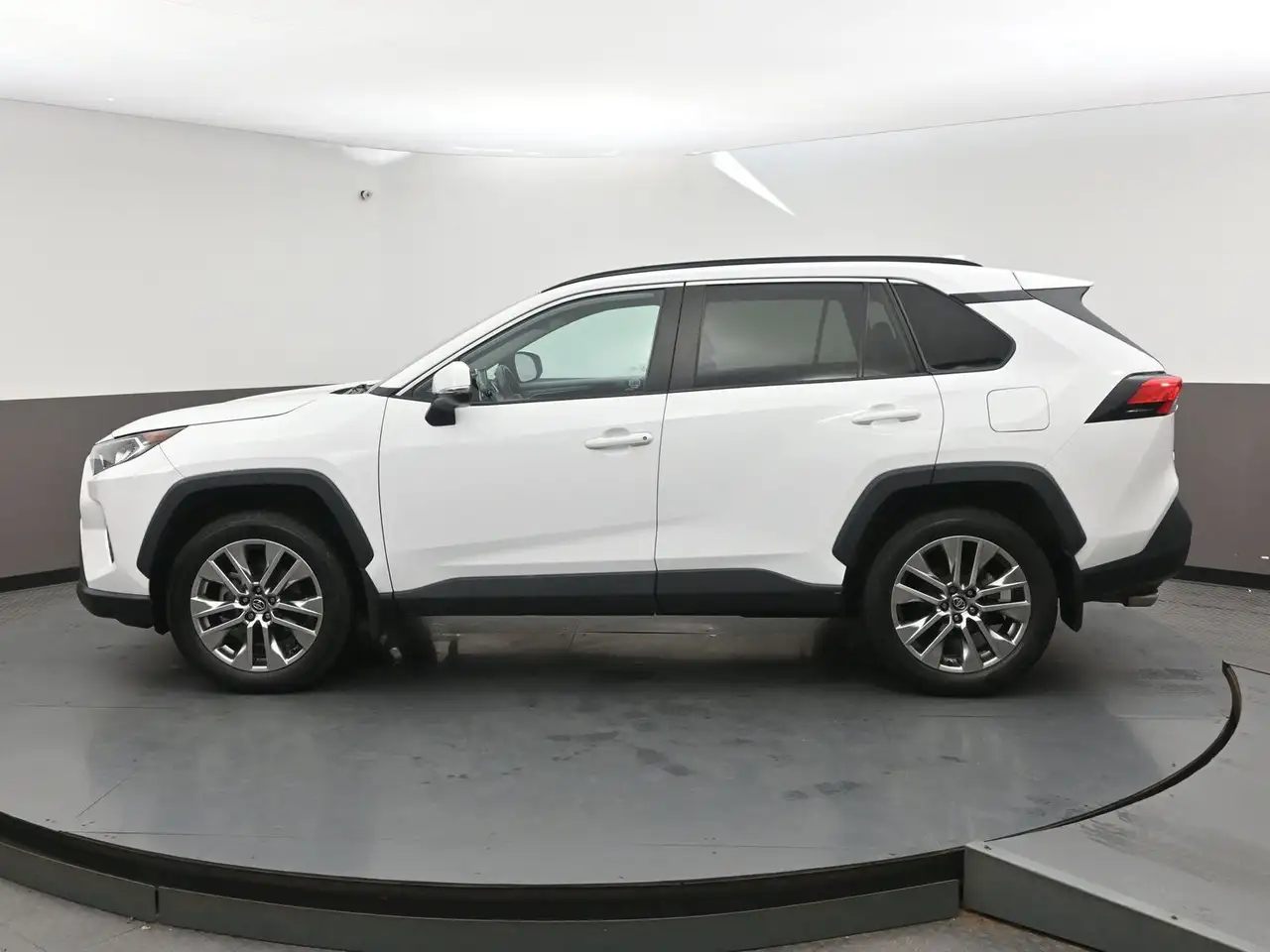 Toyota RAV 4 photo Toyota RAV 4