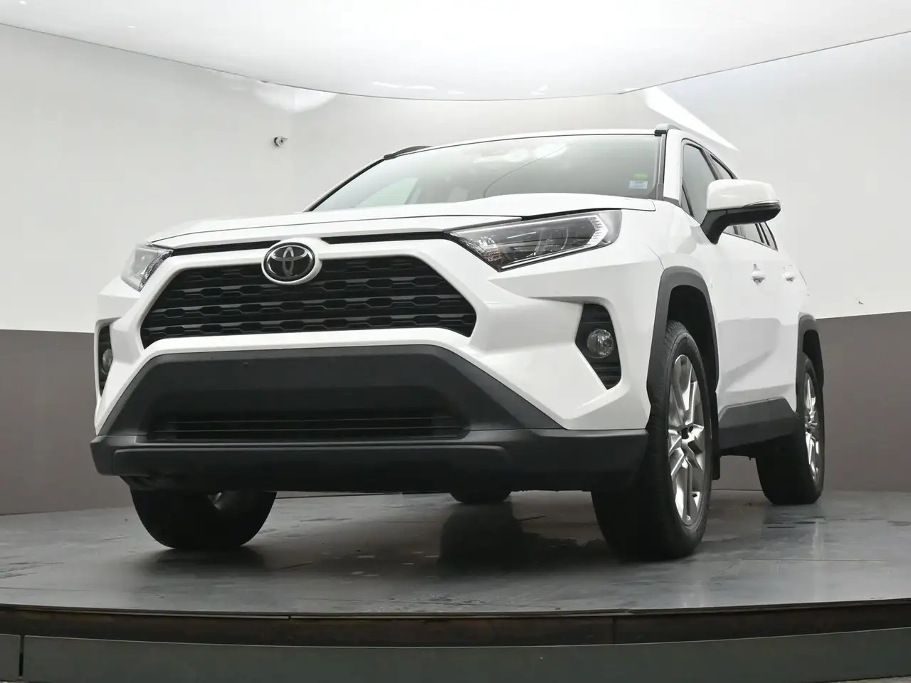 Toyota RAV 4 photo Toyota RAV 4