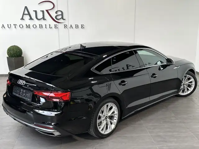Audi A5 view 4