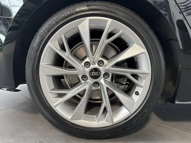 Audi A5 view 3