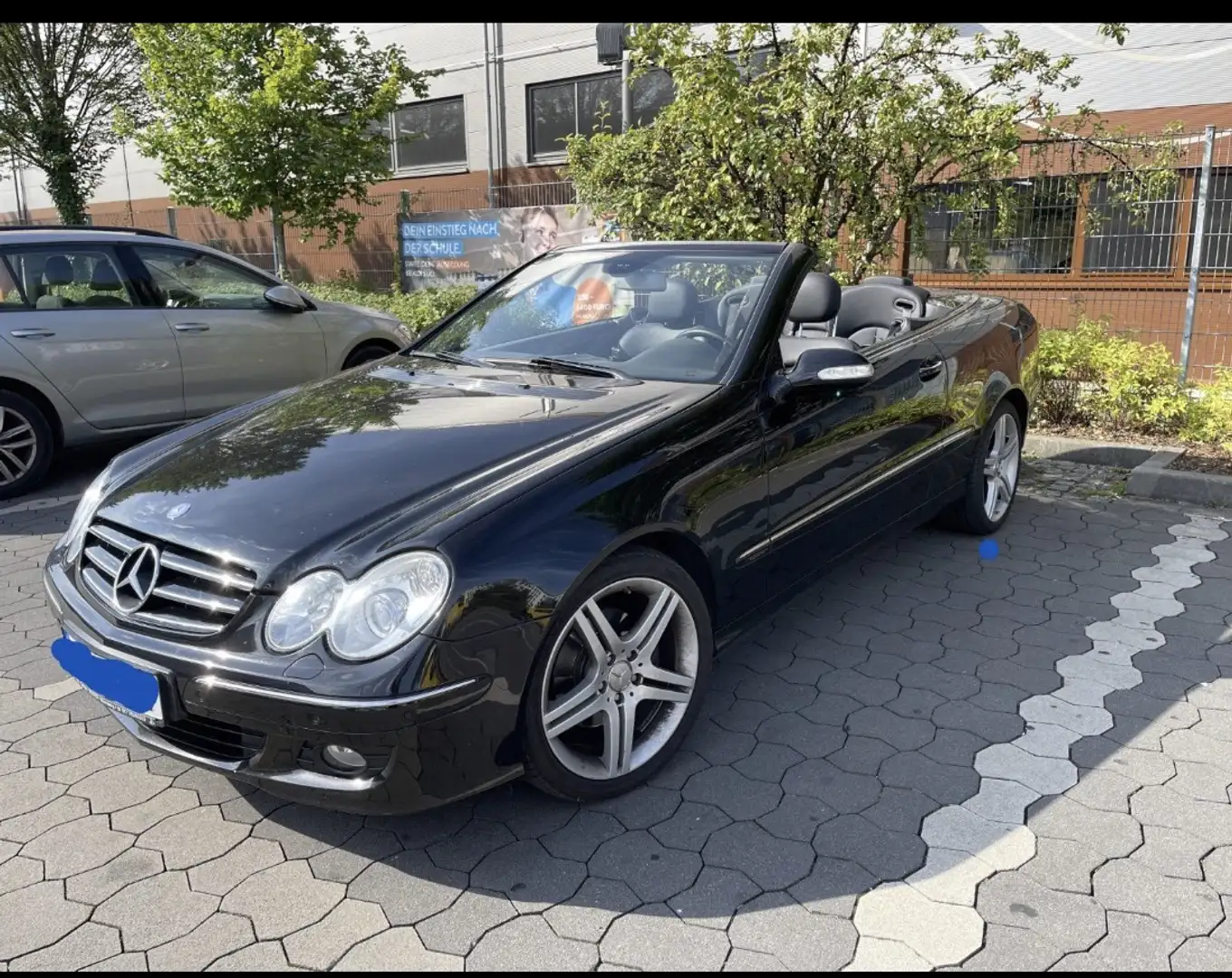 Mercedes-Benz CLK 200 Schöner CLK 200 Kompr. Xenon Navi Leder Tüv neu Schwarz - 1
