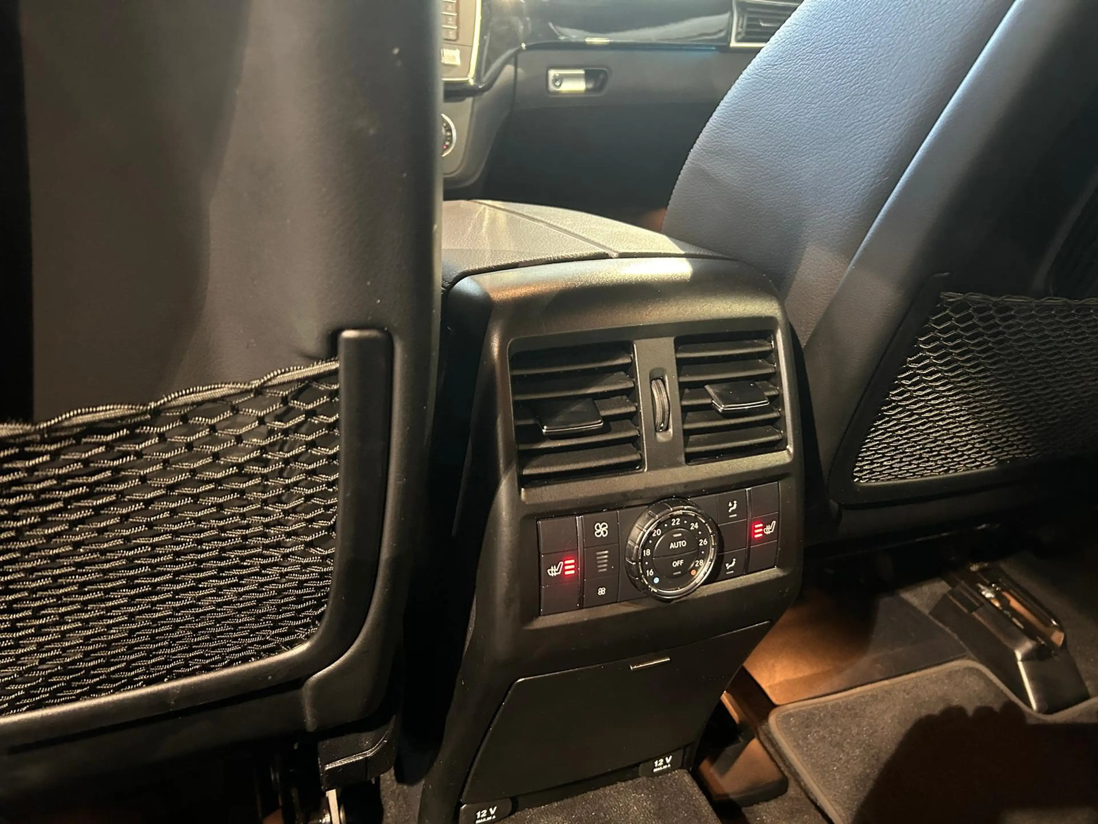 Mercedes-Benz GLS 350 d 4M*AMG*Pano*Sthzg*Night*HUD*H&K* — photo 27