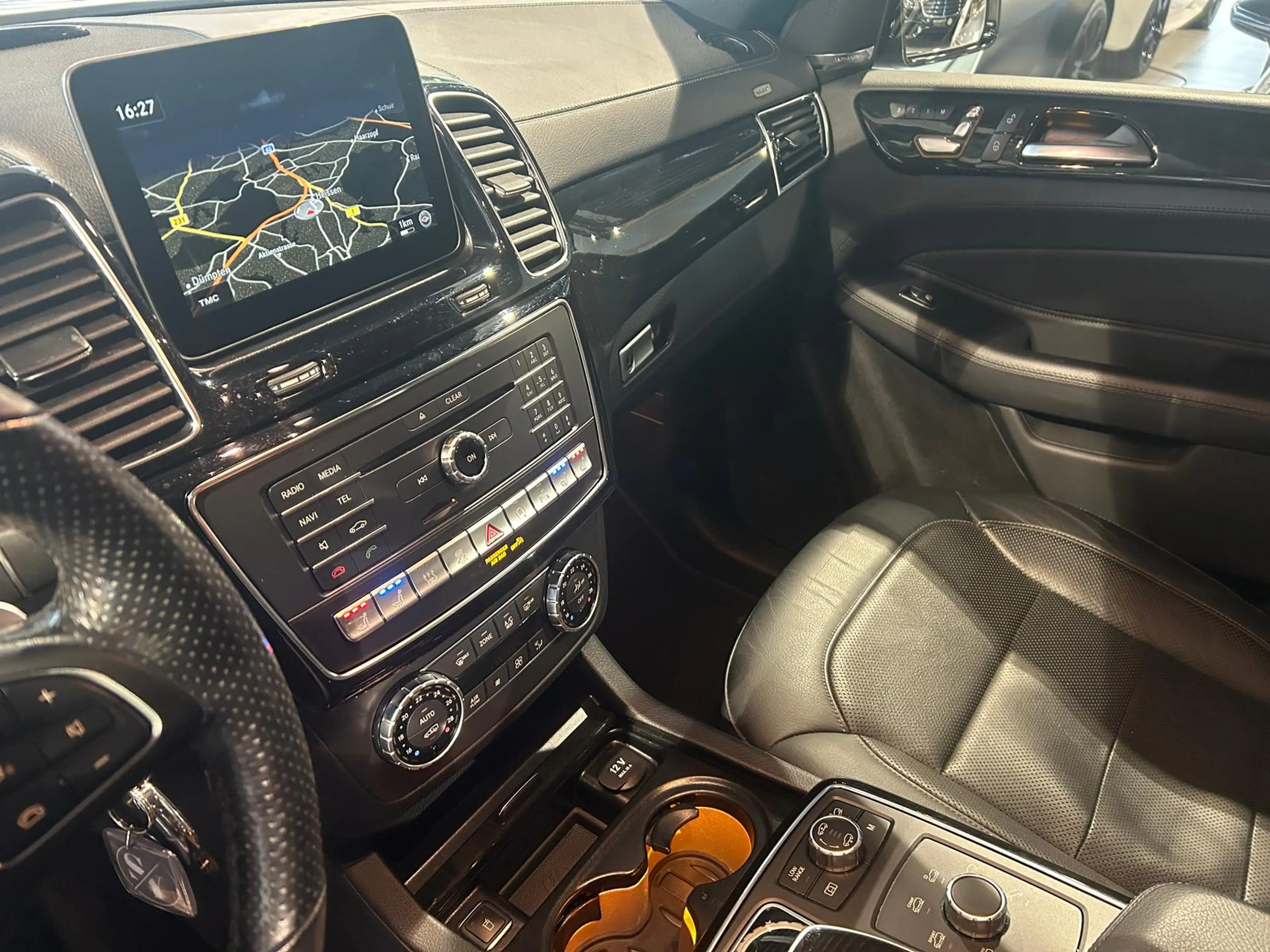Mercedes-Benz GLS 350 d 4M*AMG*Pano*Sthzg*Night*HUD*H&K* — photo 14