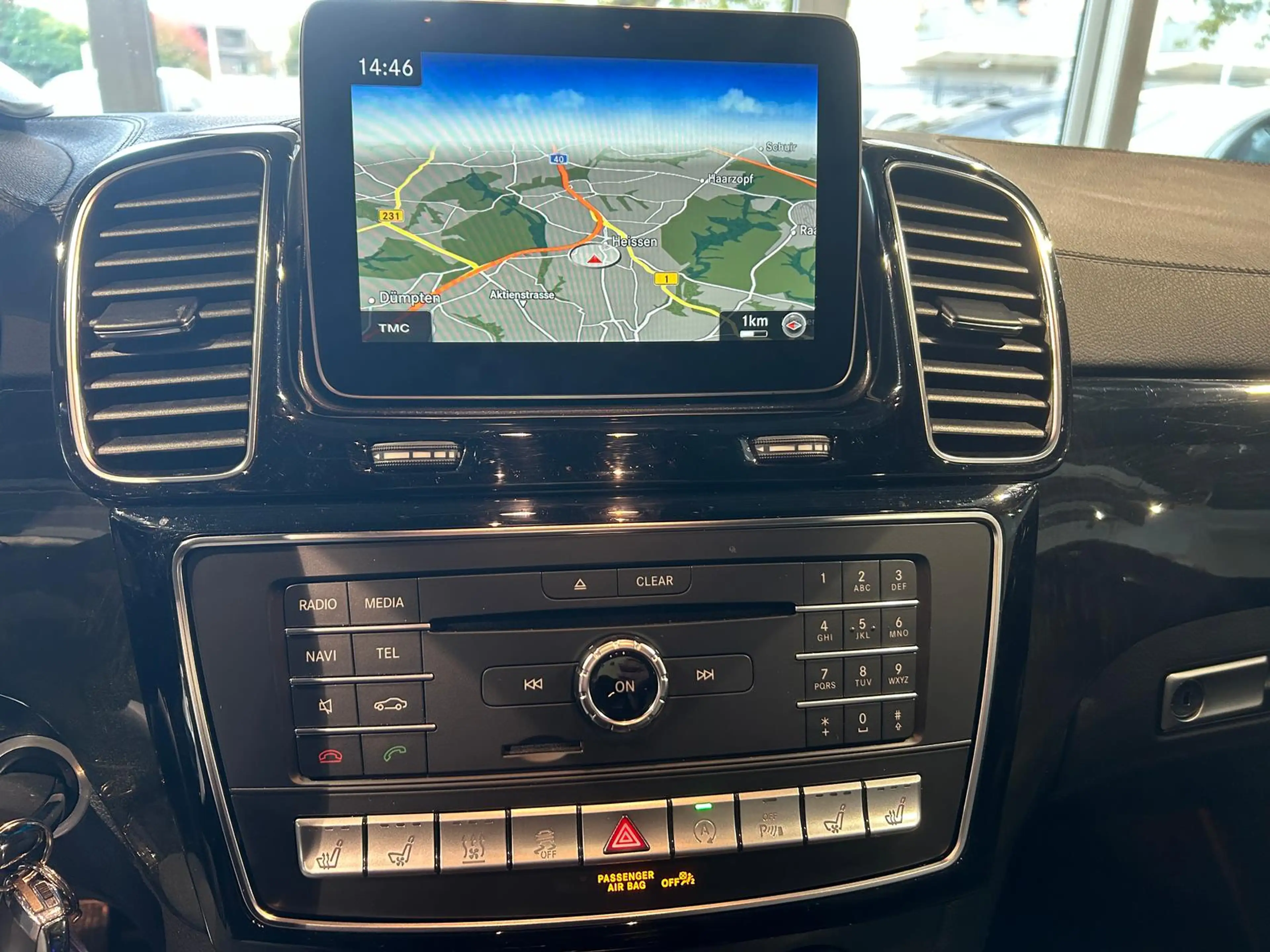 Mercedes-Benz GLS 350 d 4M*AMG*Pano*Sthzg*Night*HUD*H&K* — photo 19