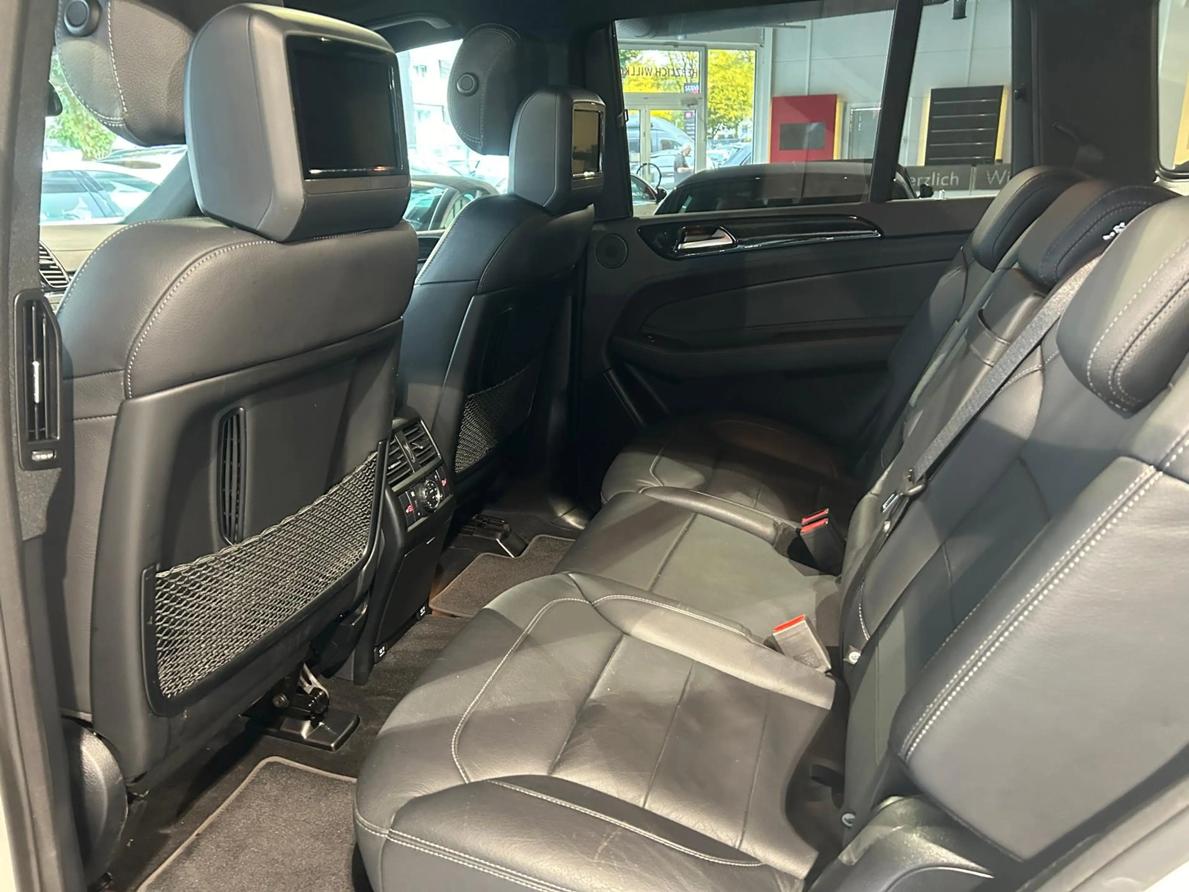 Mercedes-Benz GLS 350 d 4M*AMG*Pano*Sthzg*Night*HUD*H&K* — photo 16