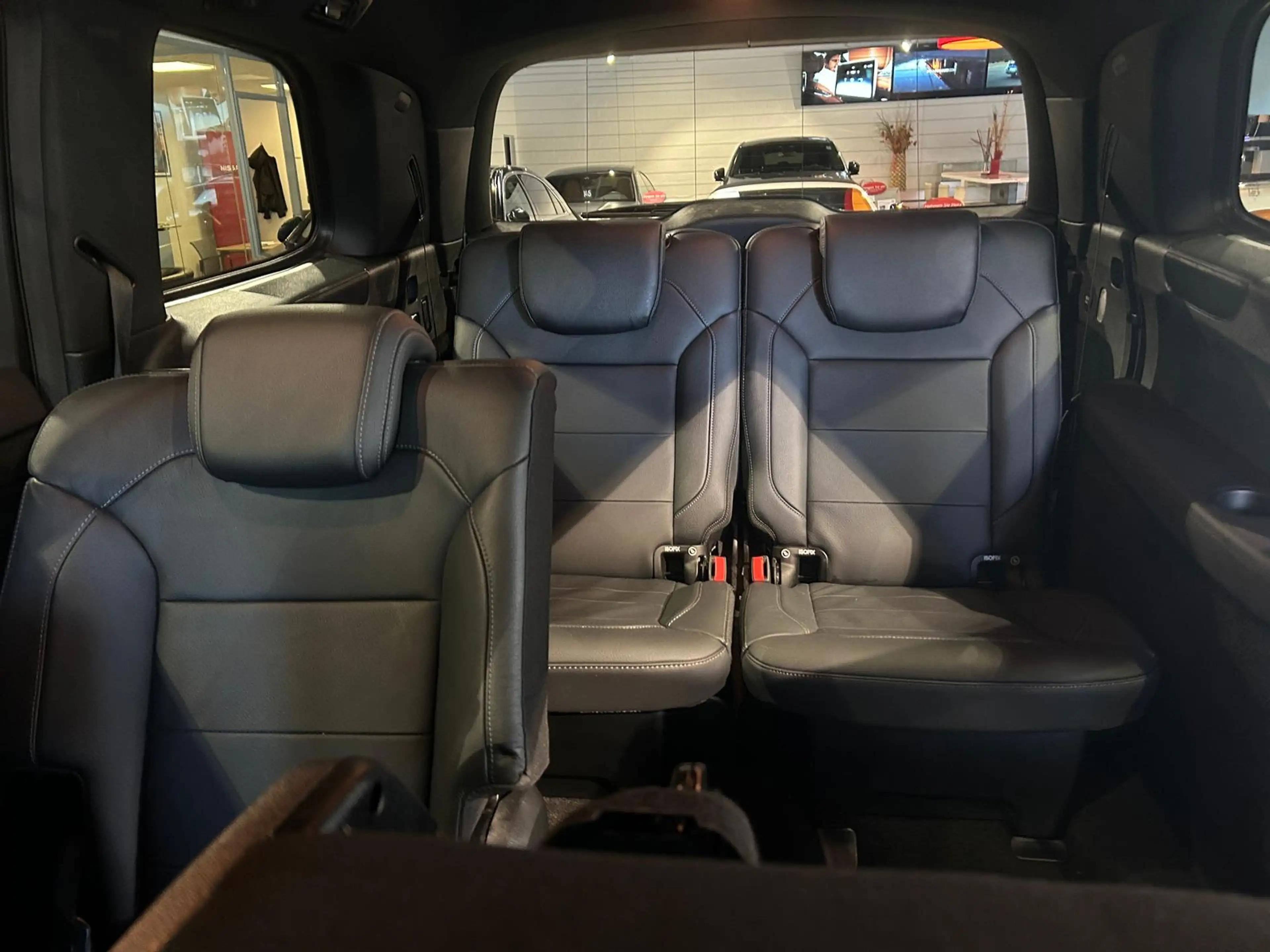 Mercedes-Benz GLS 350 d 4M*AMG*Pano*Sthzg*Night*HUD*H&K* — photo 24