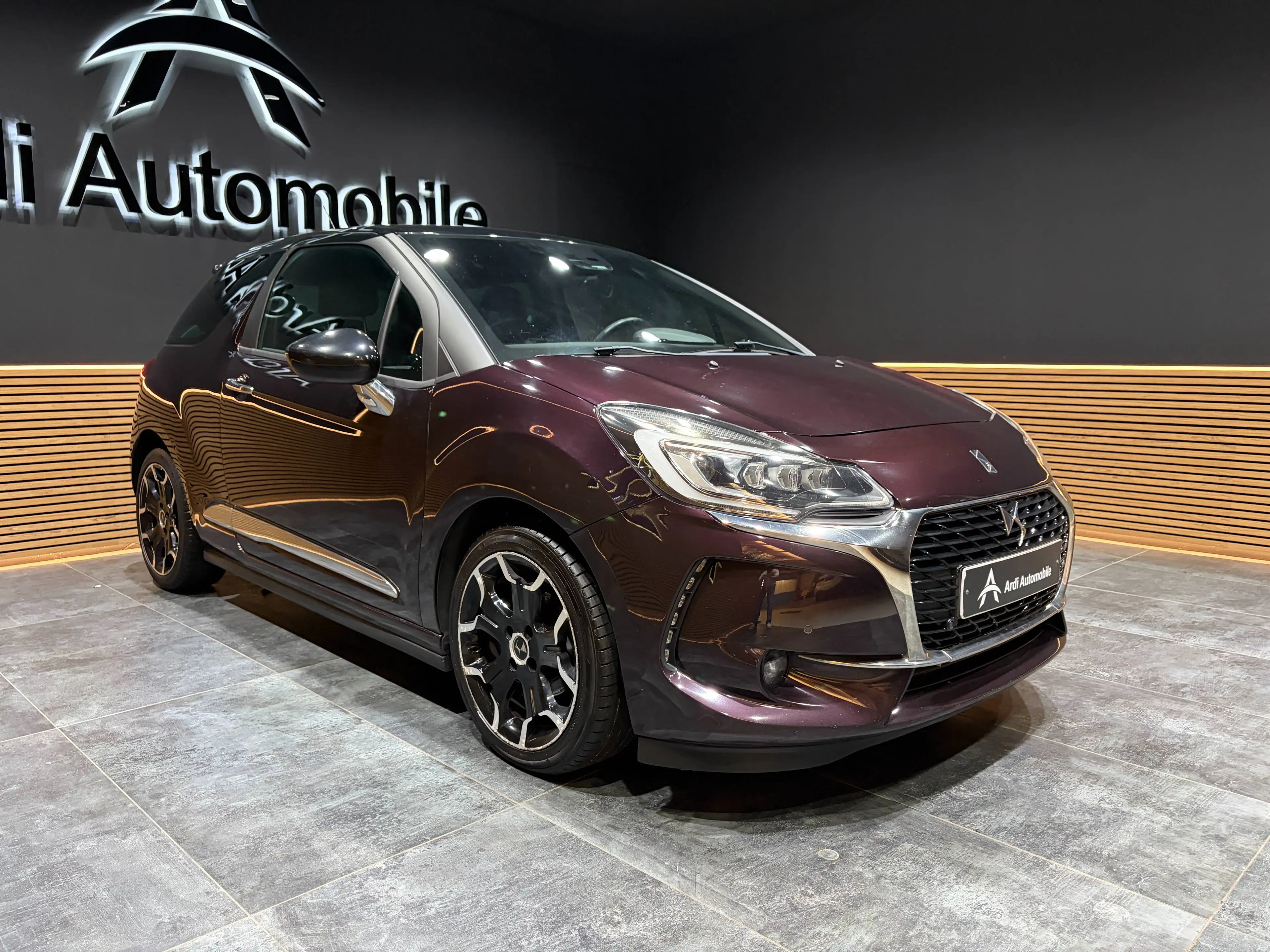 DS Automobiles DS 3 1.6 BlueHDi *SIEGE CHAUFF*FRONT ASSIST*CAMERA*HIFI*GARANTIE* — photo 3