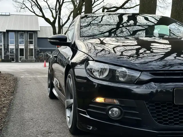 Volkswagen Scirocco view 14
