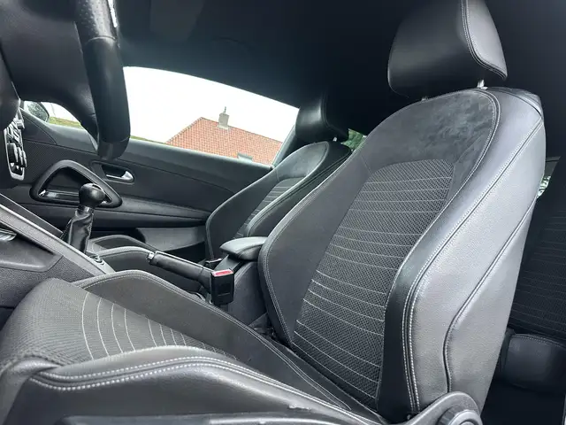 Volkswagen Scirocco view 16