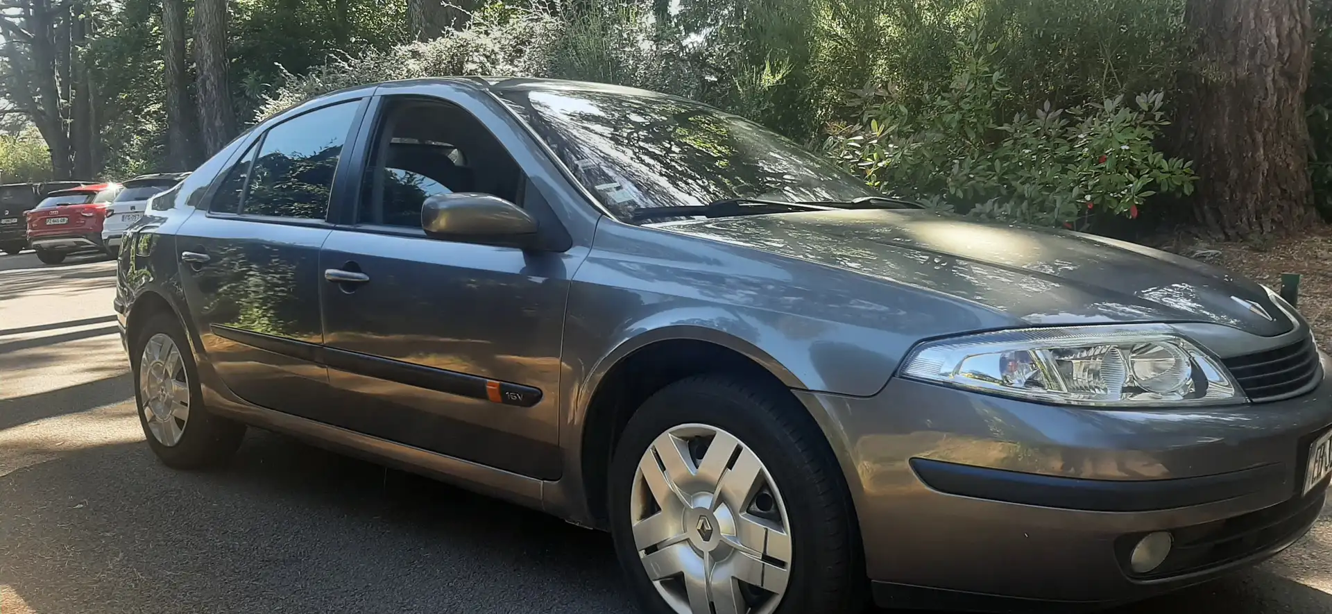 Renault Laguna Laguna 1.6i 16V Authentique Gris - 1