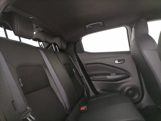 Nissan Juke view 8