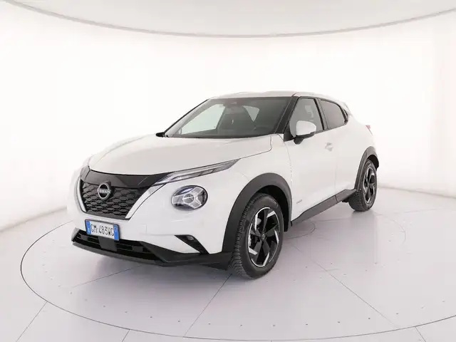 2023 Nissan Juke in White for sale