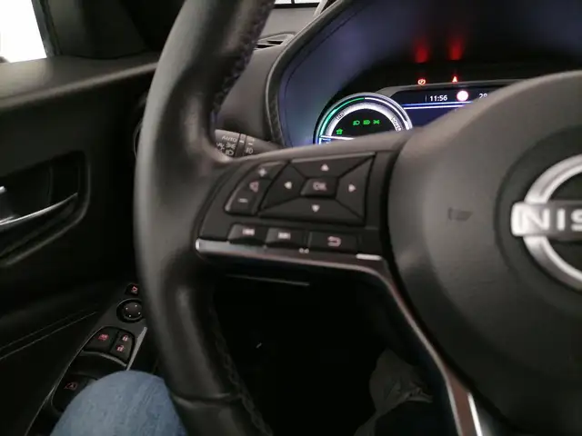 Nissan Juke view 25