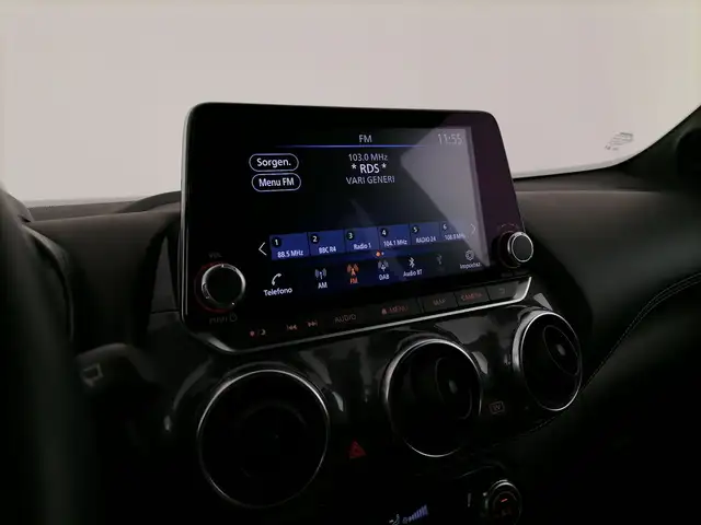 Nissan Juke view 15