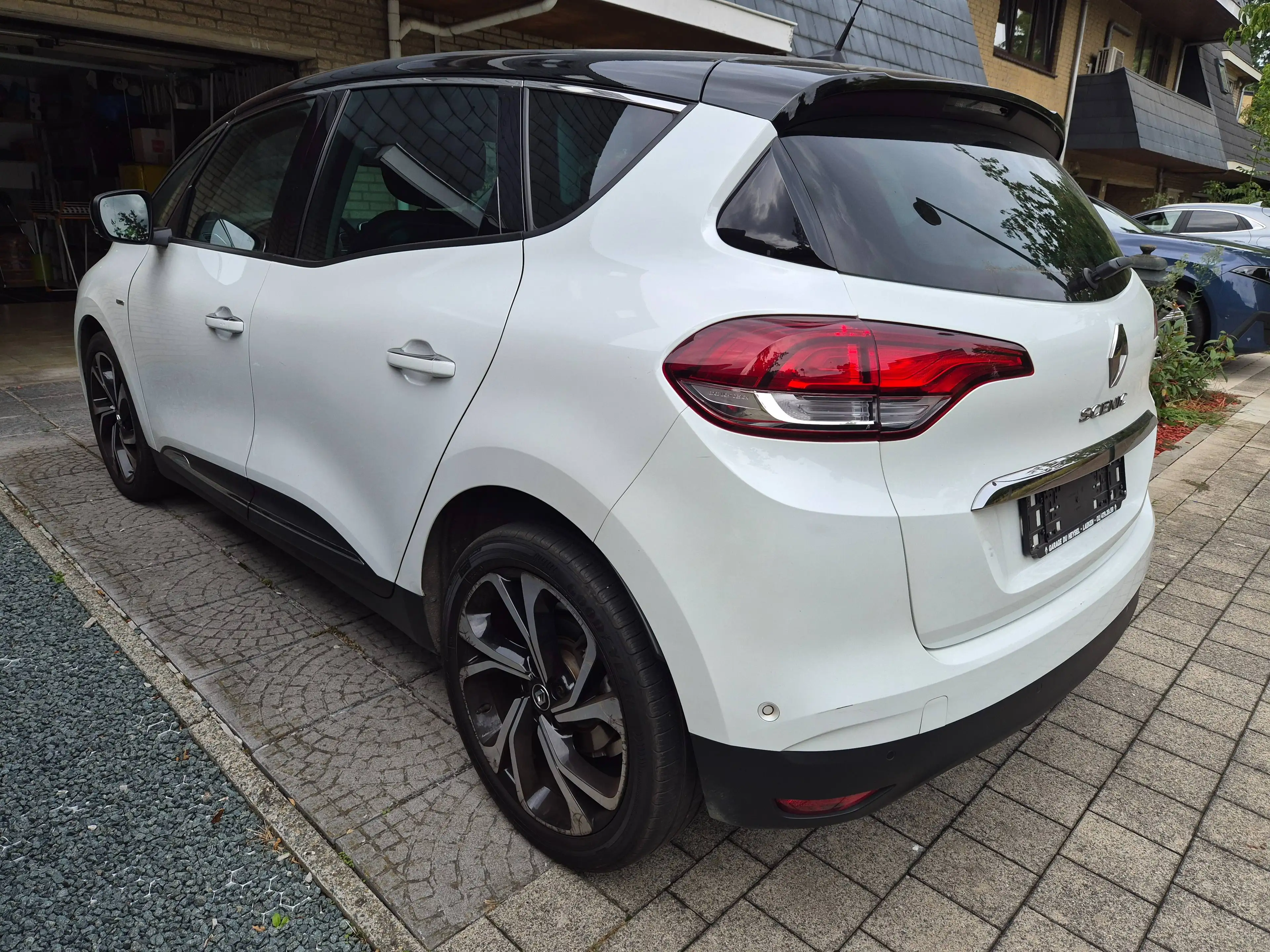 Renault Scenic Scenic 1.2 TCe Energy Bose Edition — photo 3