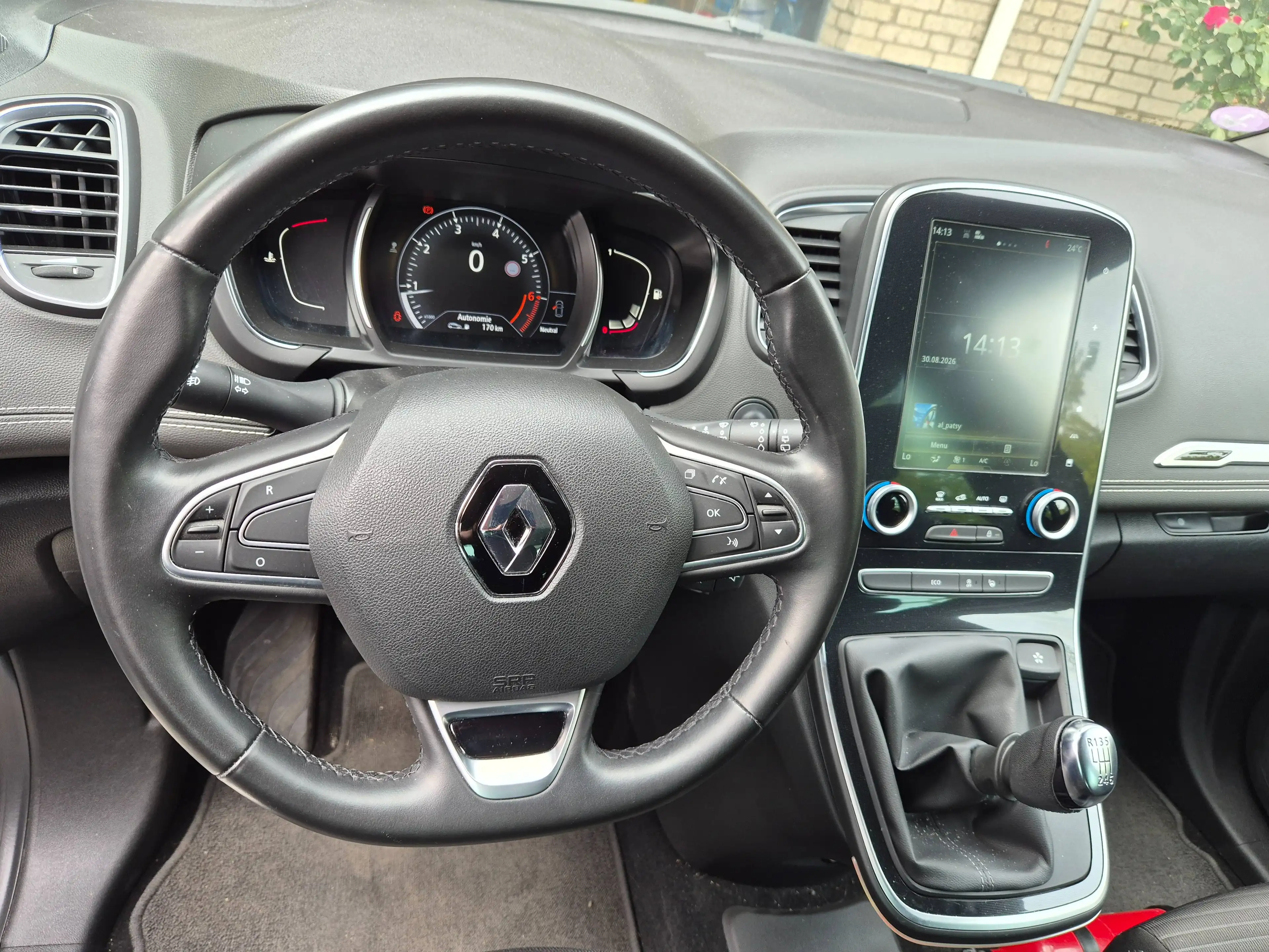 Renault Scenic Scenic 1.2 TCe Energy Bose Edition — photo 5