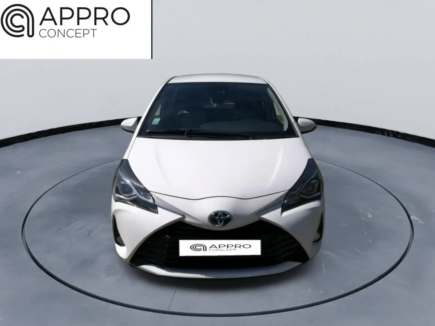 Toyota Yaris Yaris Hybrid 100h - BV e-CVT III  Dynamic PHASE 3 Blanc - 2