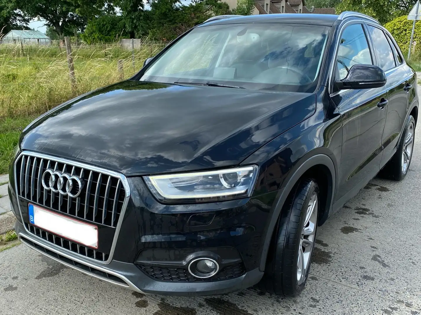 Audi Q3 Q3 2.0 TDi S line Noir - 1
