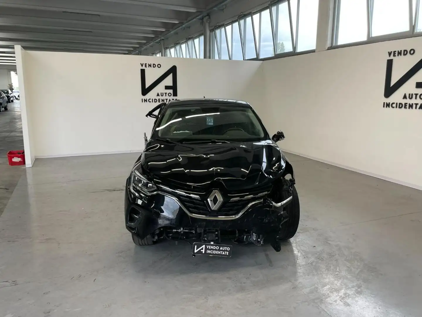 Renault Captur TCE 100CV GPL TECHNO Nero - 2