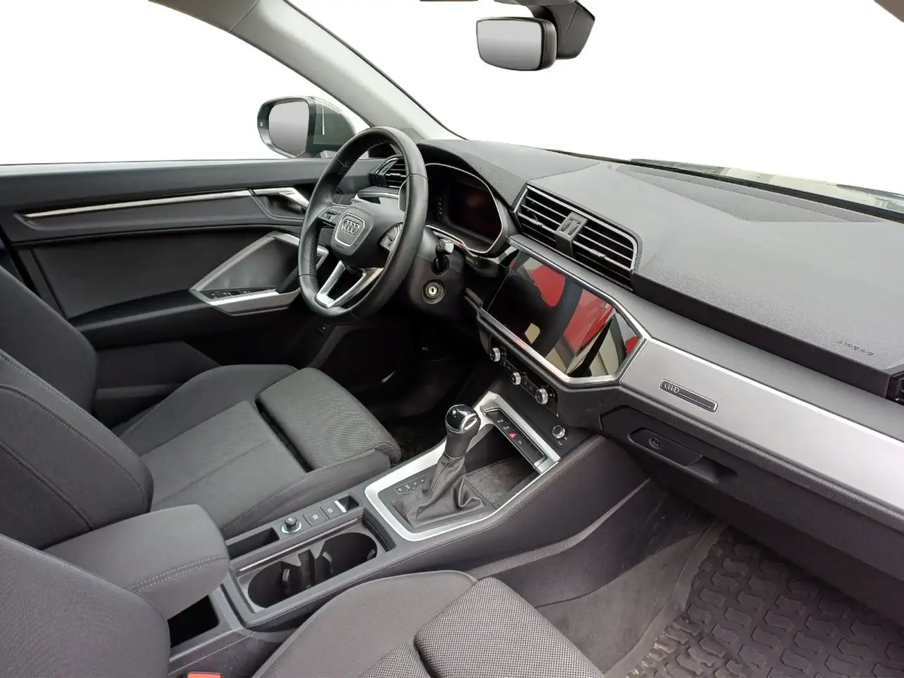 Audi Q3 35 1.5 tfsi s-tronic 9