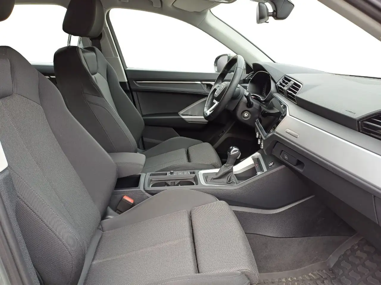 Audi Q3 35 1.5 tfsi s-tronic 12