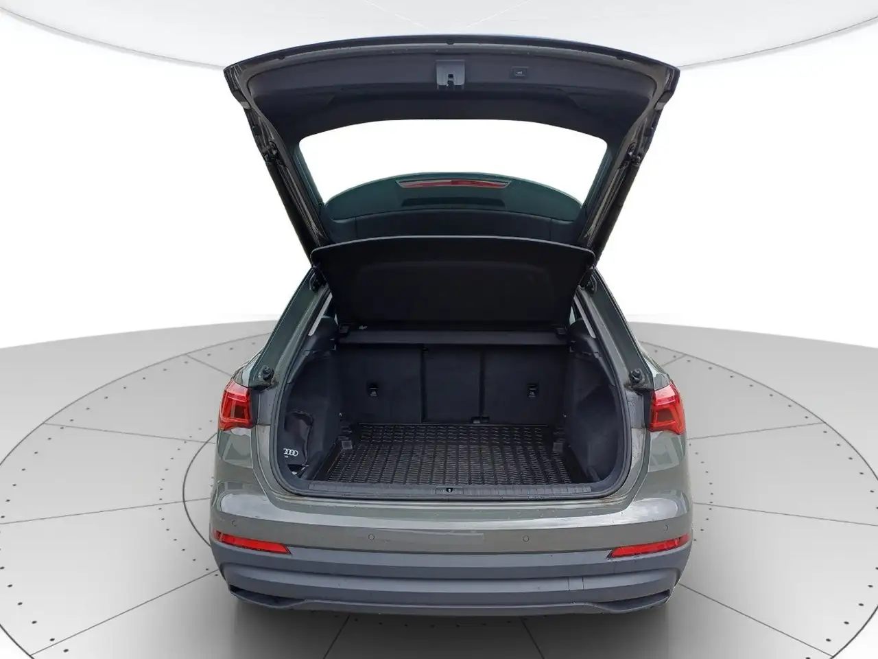 Audi Q3 35 1.5 tfsi s-tronic 14