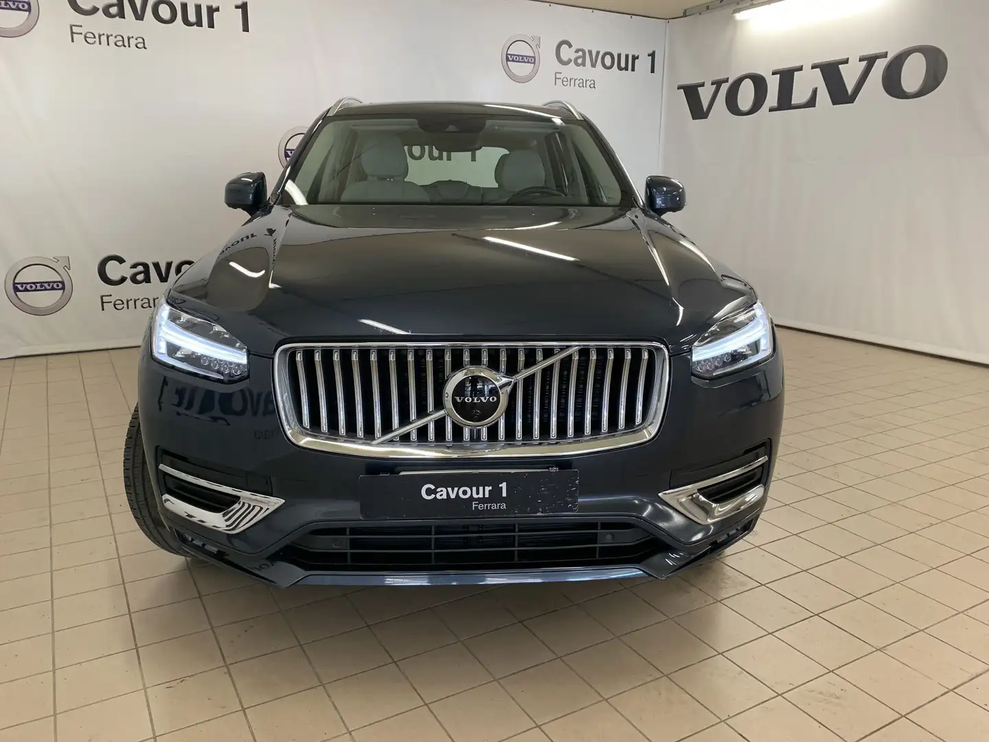 Volvo XC90 B5 (diesel/elettrica) AWD Geartronic Inscription Blu/Azzurro - 2