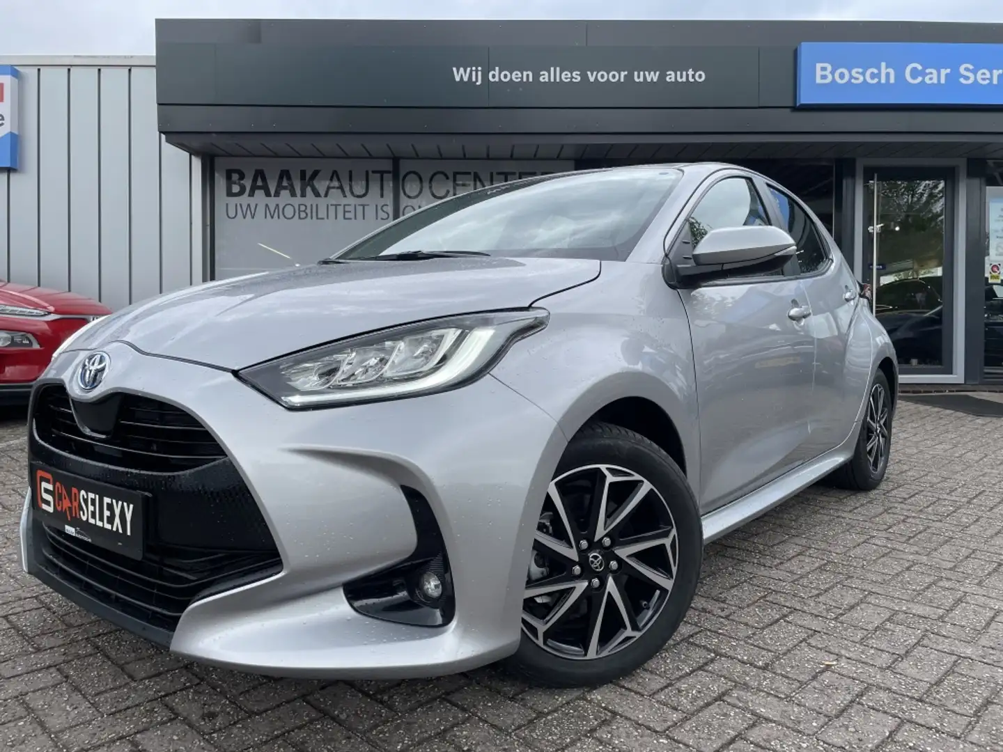 Toyota Yaris 1.5 Hyb. Dynamic | Camera | ACC | Climate Grijs - 2