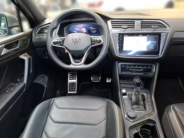Volkswagen Tiguan Allspace view 9