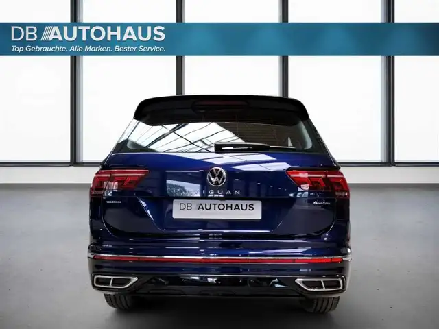 Volkswagen Tiguan Allspace view 5