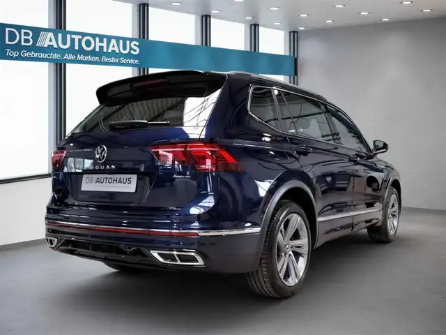 Volkswagen Tiguan Allspace view 4