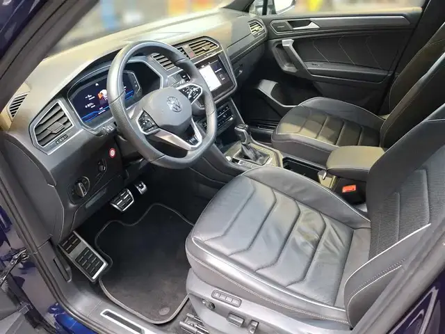 Volkswagen Tiguan Allspace view 8