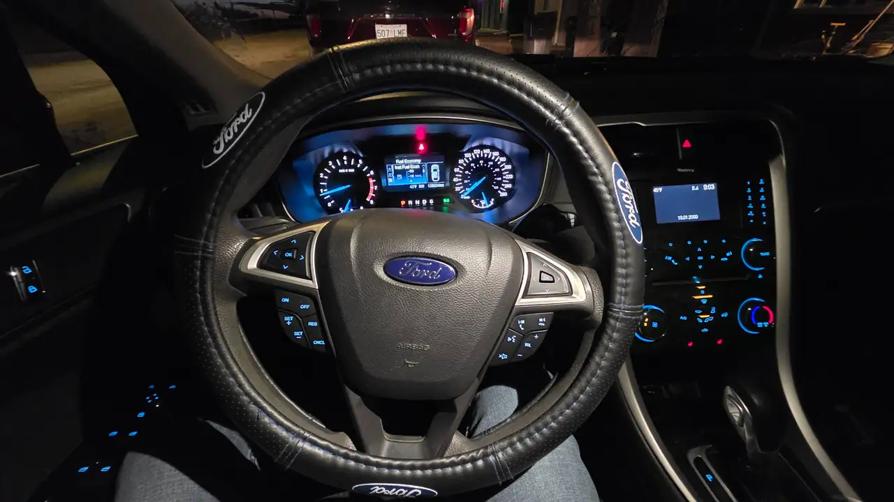 Ford Fusion снимка Ford Fusion