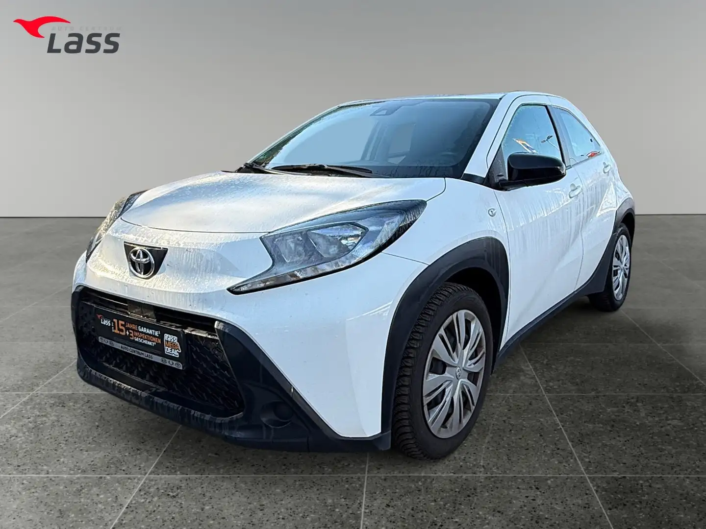 Toyota Aygo 1.0 Play ACC Fernlichtass. Kam. Navi PDC Weiß - 2