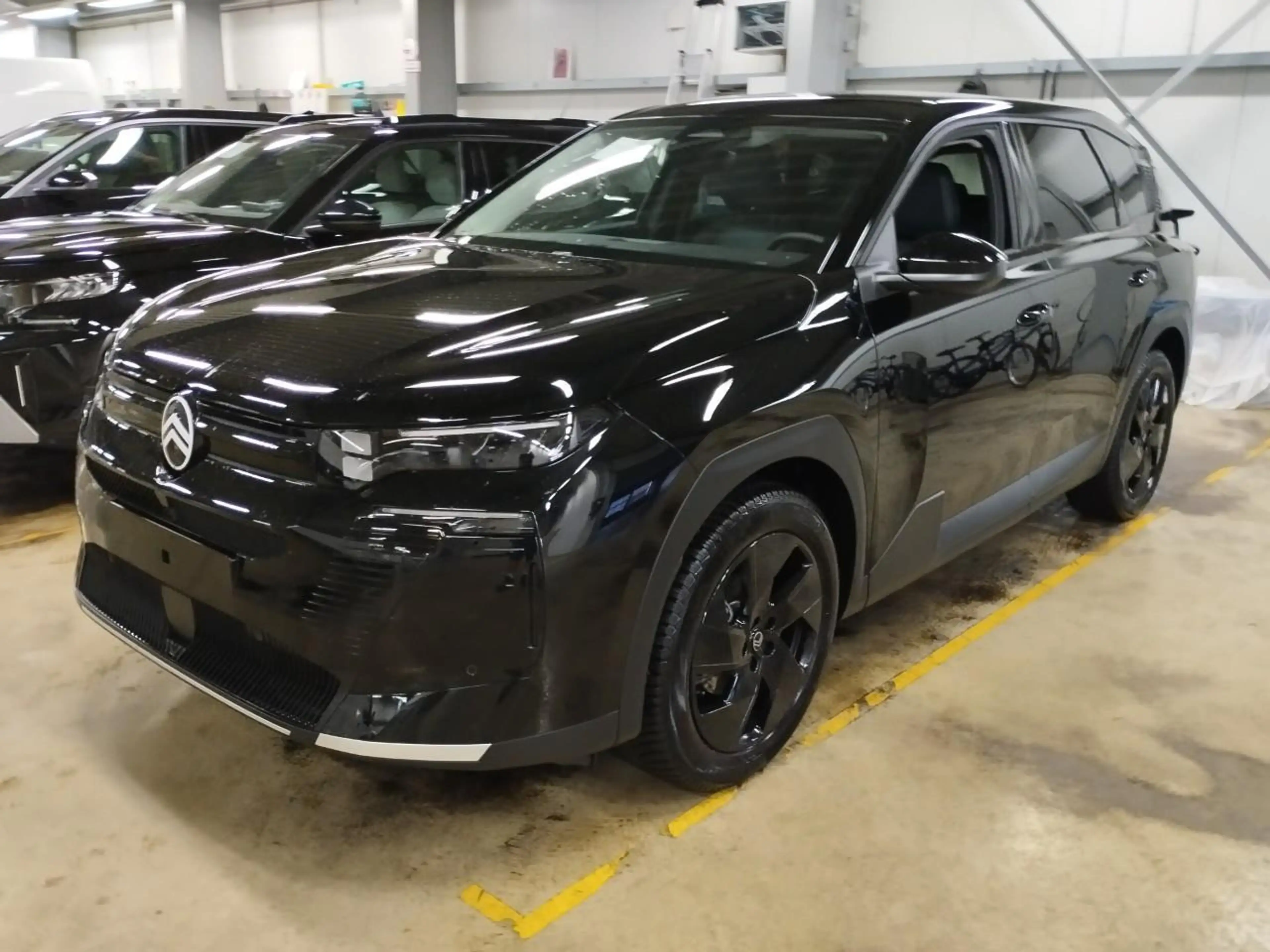 Citroen C5 Aircross PLUS HYBRID 145 E-DSC E-Heckklappe — photo 10