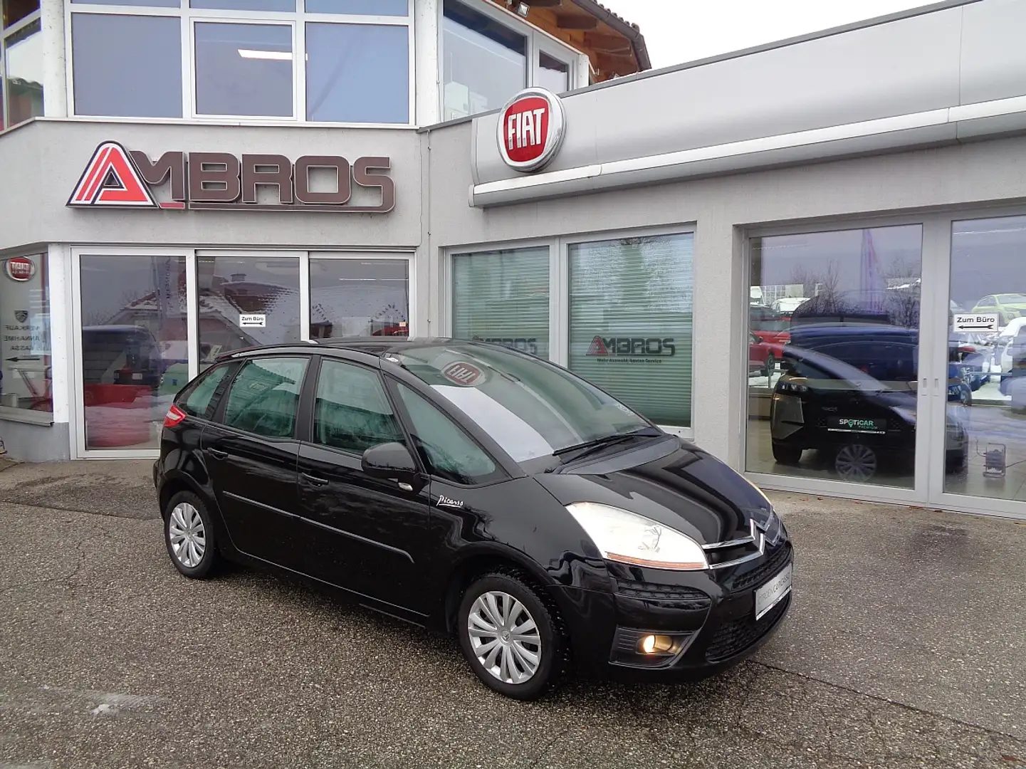 Citroen C4 Picasso 1,6 emotion HDi FAP Schwarz - 1