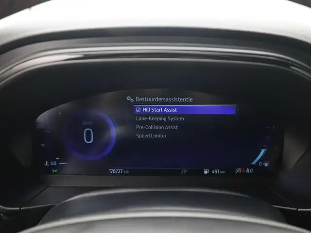 Ford Focus view 29