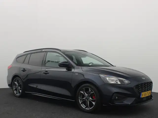 Ford Focus view 19
