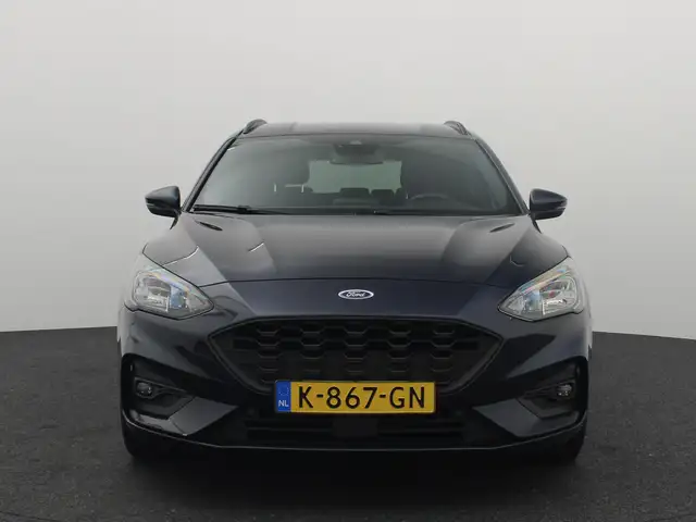 Ford Focus view 20