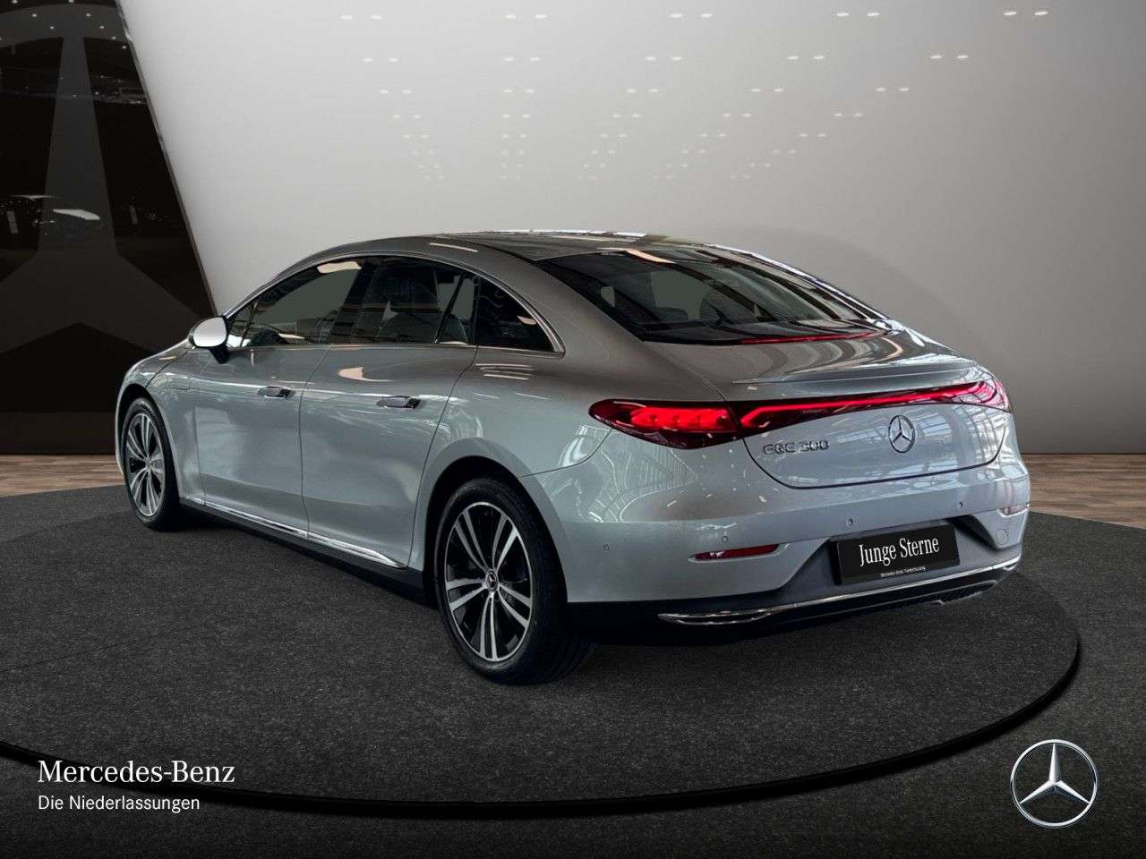 Mercedes-Benz EQE
