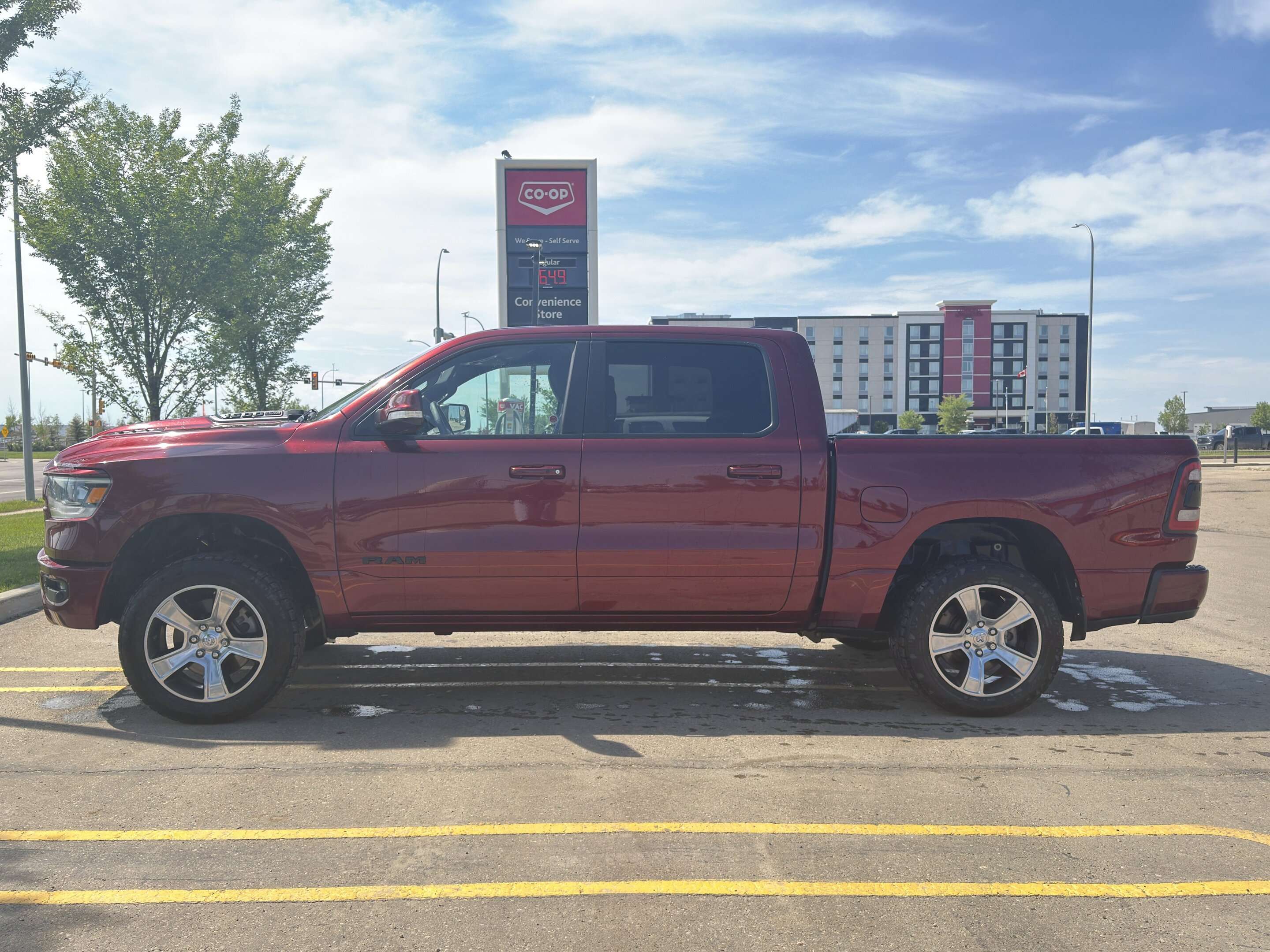 2020 RAM 1500 Sport — снимка 1